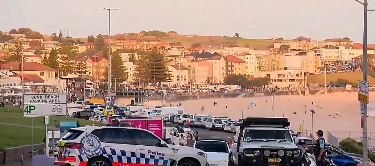 Noi detalii despre atacul de le plaja Bondi. Autorii ar fi acționat singuri
