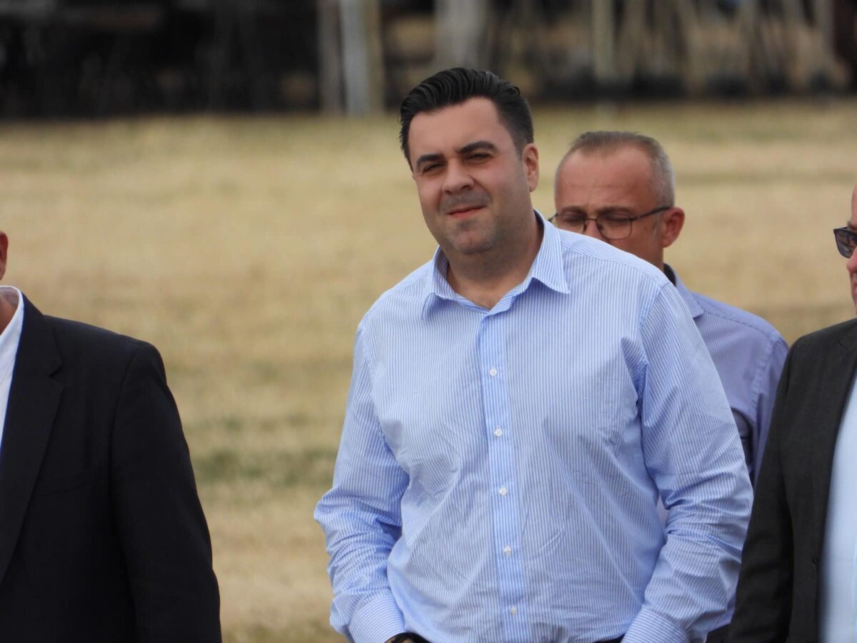 Răzvan Cuc, fost ministru al Transporturilor, plasat în arest la domiciliu în dosarul mitei la RAR