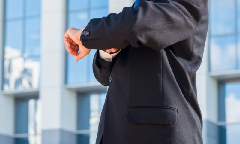 Peripețiile unui fost senator român, după o seară petrecută la cinema. Surpriza de la final