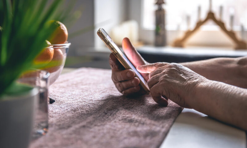 Escrocheria momentului vine prin SMS. Evitați linkurile de la necunoscuți, vă pot lăsa fără bani