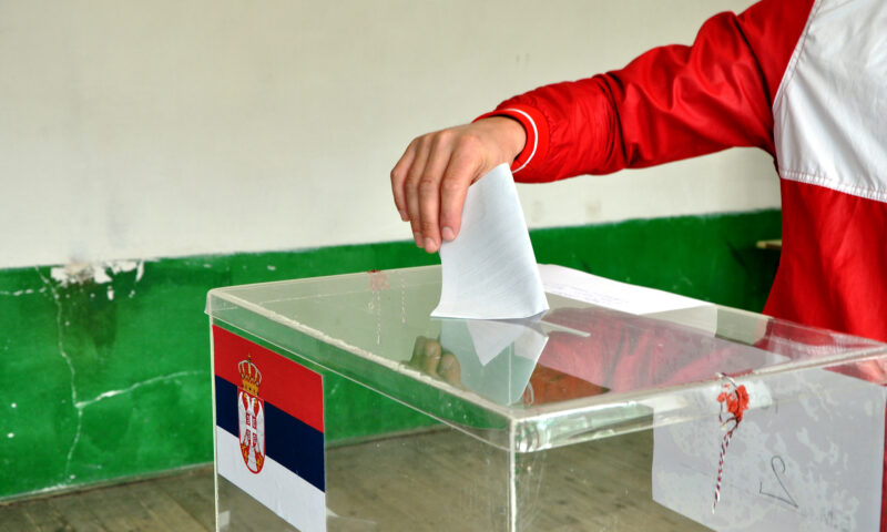 Alegeri anticipate în Kosovo. Miza unui scrutin care ar putea pune capăt crizei politice