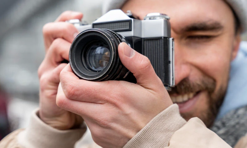 De ce fotografierea unor clădiri aparent banale poate crea probleme turiștilor în Turcia