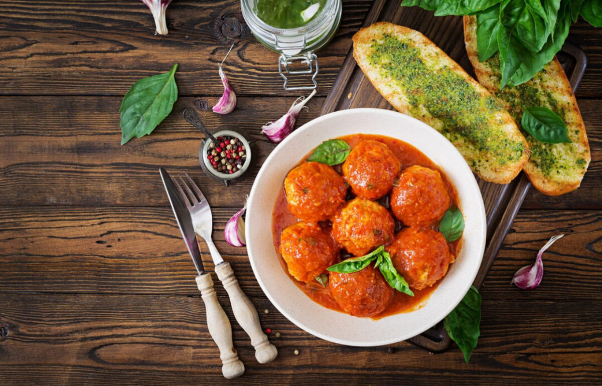 Dezlegare la pește pe 14 decembrie. Cum poți pregăti chiftele de ton ca un adevărat chef