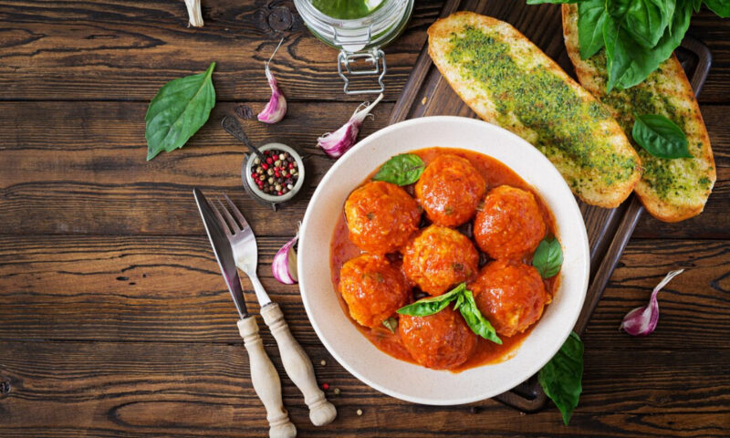 Dezlegare la pește pe 14 decembrie. Cum poți pregăti chiftele de ton ca un adevărat chef