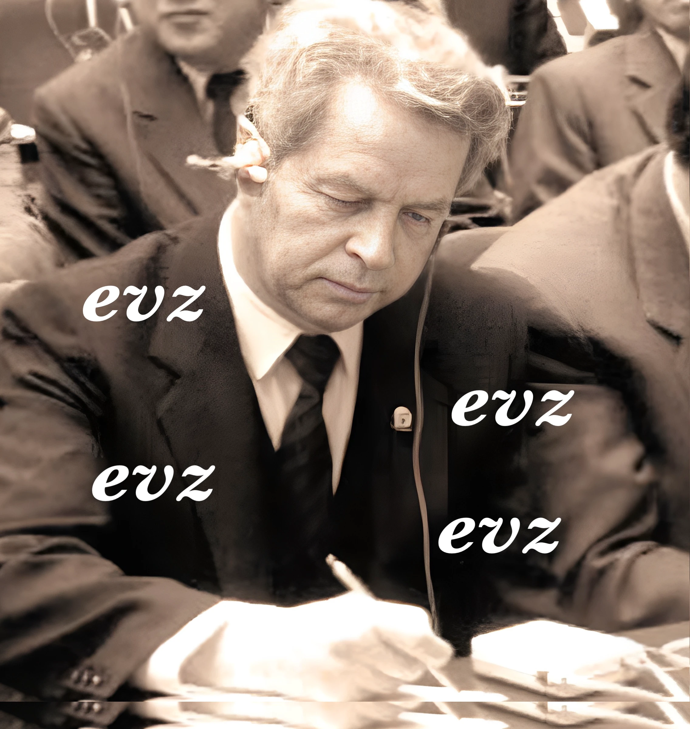 Evgheni Tiajelnikov, ambasador URSS în 1989