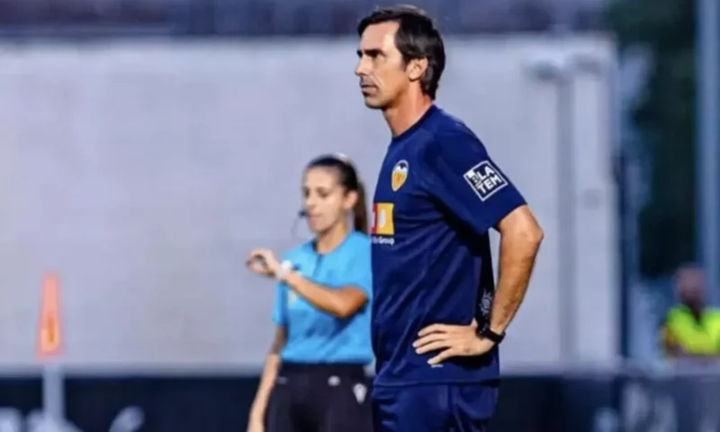 Antrenorul echipei feminine Valencia B a murit într-un accident nautic în Indonezia, împreună cu trei dintre copiii săi