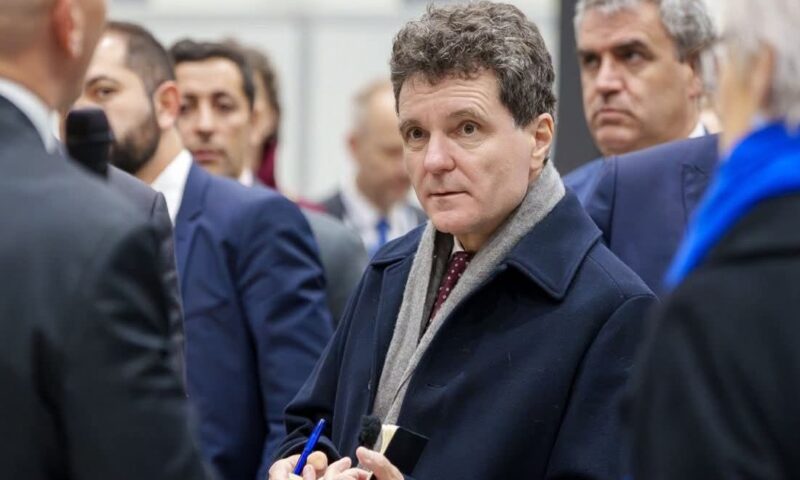 De ce Nicușor Dan zis Teleleu nu merge la Davos. Azi, ora 12.00, aflați răspunsul la „Hai România!”