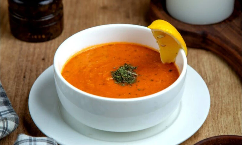 Supele, aur în farfurie după mesele copioase de Sărbători. Două rețete ușoare