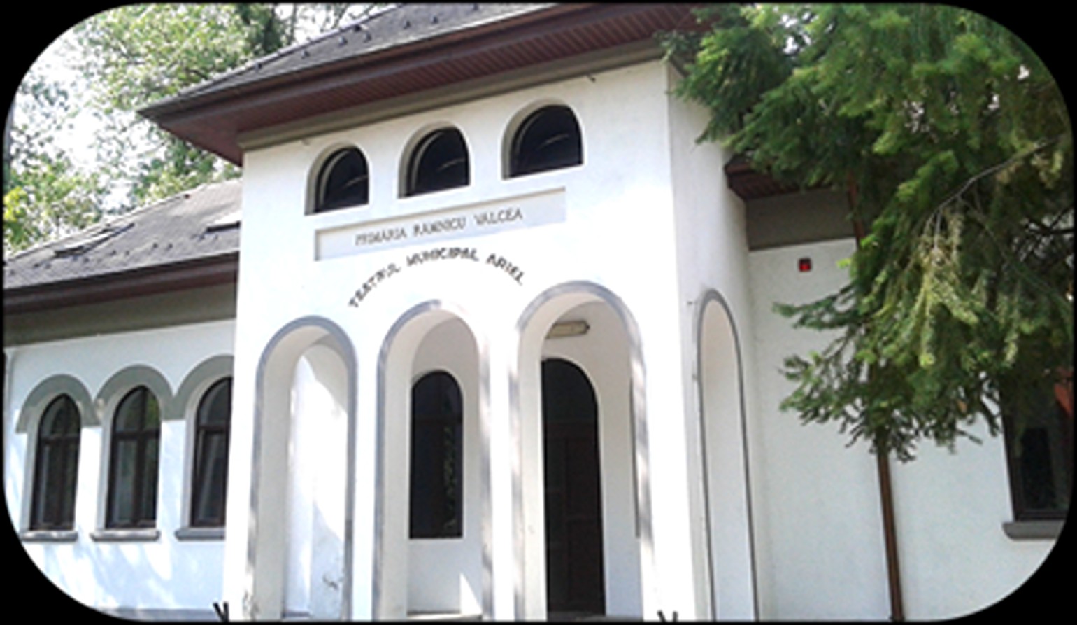 Teatrul Municipal Ariel Râmnicu Vâlcea