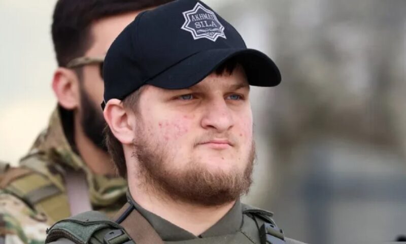 Fiul lui Ramzan Kadîrov, de doar 20 de ani, făcut lider de facto în Cecenia de tatăl său