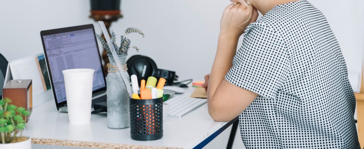 Încep concedierile. Bugetarii care au venit beți la serviciu, primii care pleacă 