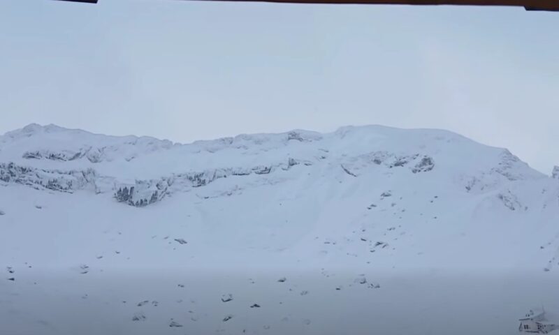 Avalanșă la Bâlea Lac, provocată de doi schiori. Sportivii au reușit să se salveze la timp