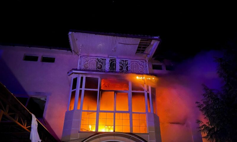 Ucraina, atacată cu sute de drone. O femeie a murit în Harkov, iar alte persoane au fost rănite la Sumî