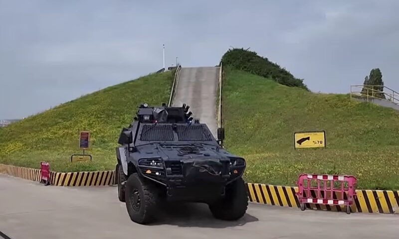 Turcia a trimis cu întârziere României o mie de blindate. Romtehnica cere despăgubiri de milioane de euro