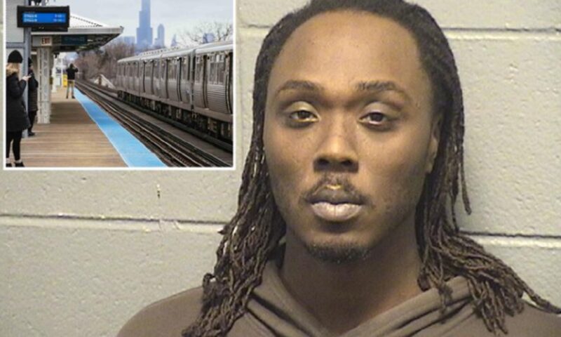 Crimă ciudată la Chicago. Asasinul s-a filmat în timpul atacului