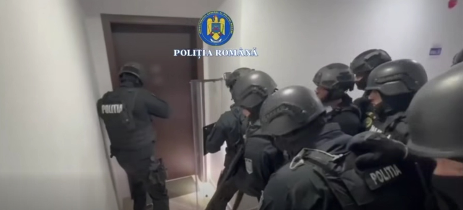 Bărbatul din București care și-a sechestrat soția si copilul de un an a fost reținut