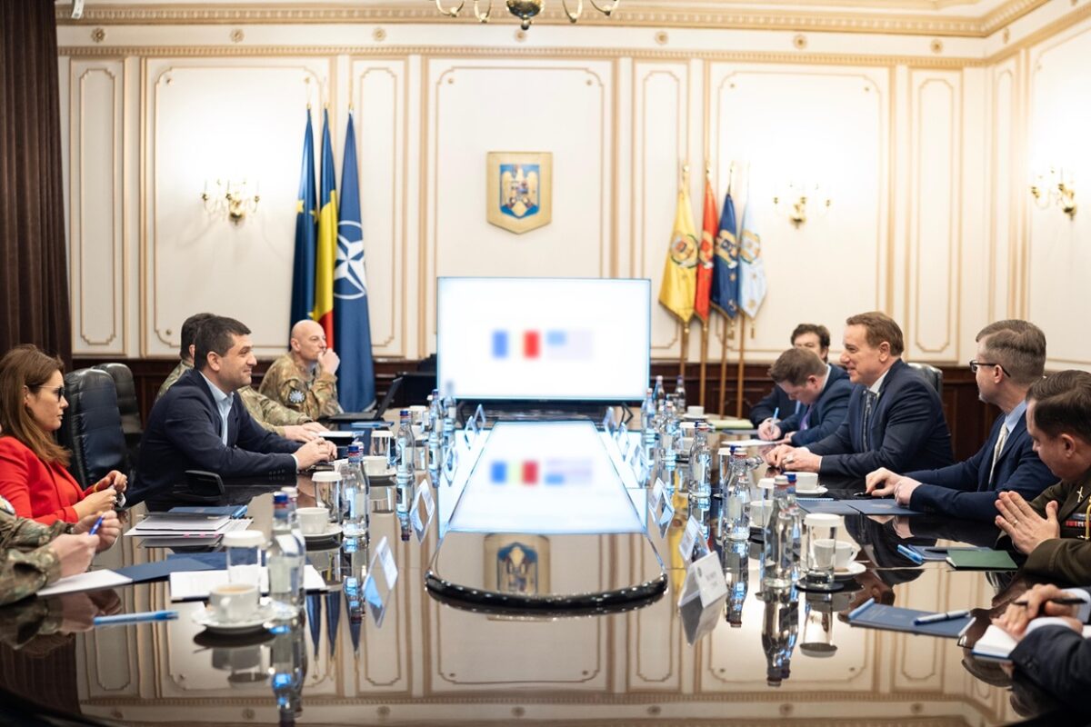 Discuții româno-americane la MApN