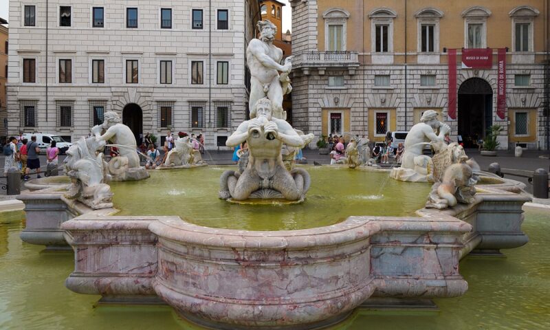 De ce fântânile istorice din Italia sunt supravegheate non-stop