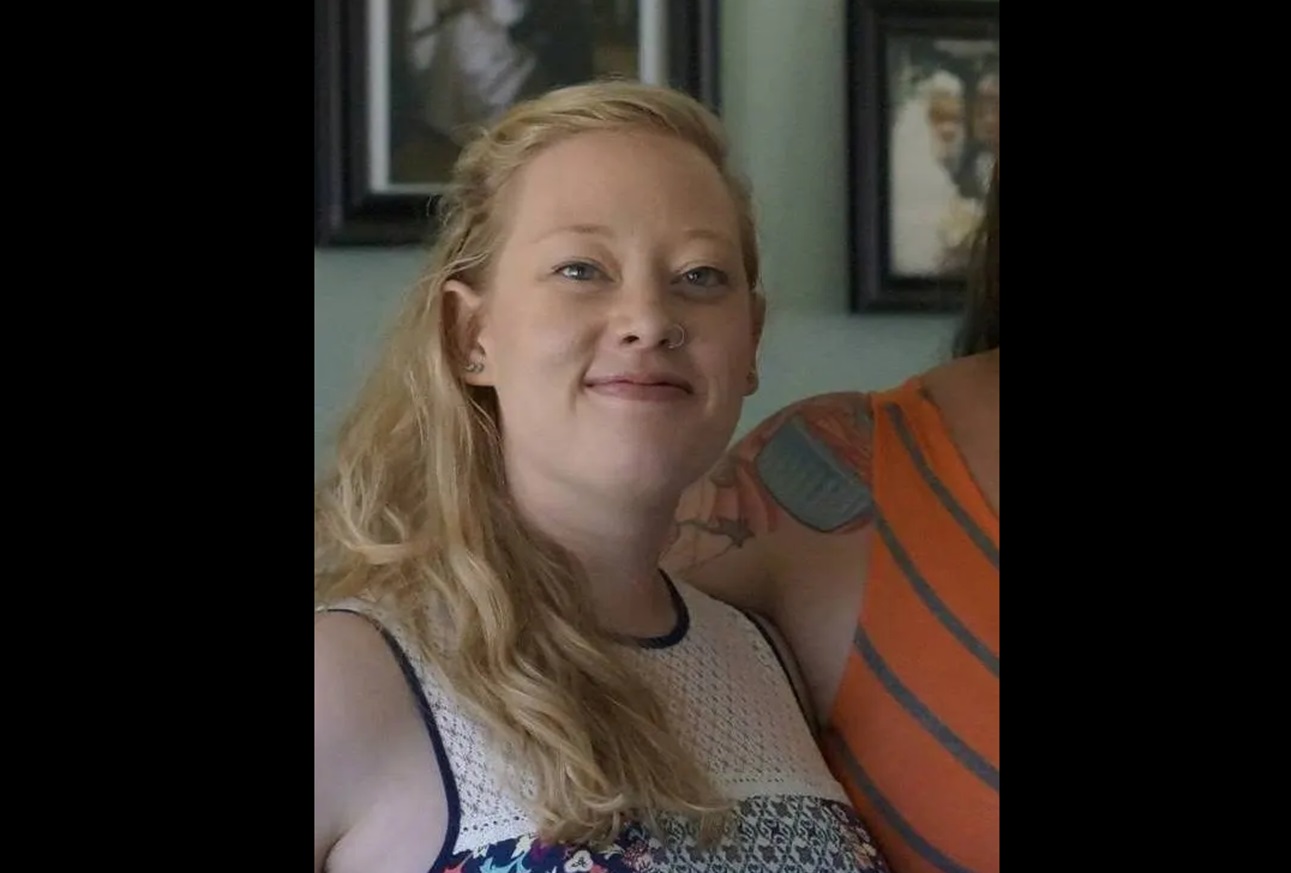 Femeia impuscata Minneapolis