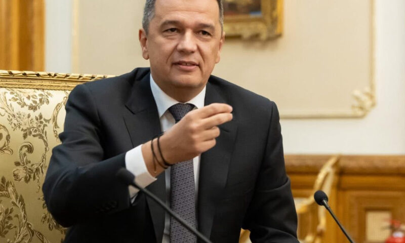 Grindeanu: PSD a stat alături de Bolojan, strângând din dinți