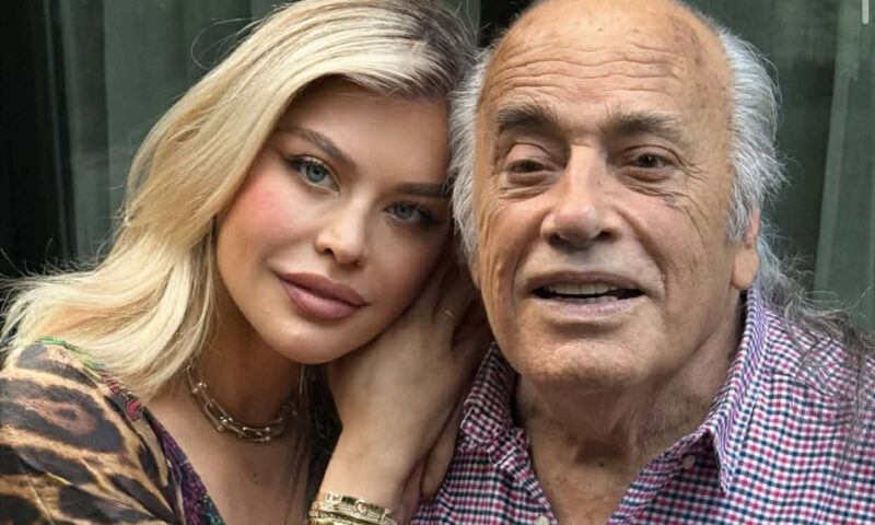 Loredana Groza, profund afectată de moartea tatălui ei. Artista vreau să ducă mai departe moștenirea literară lăsată în urmă