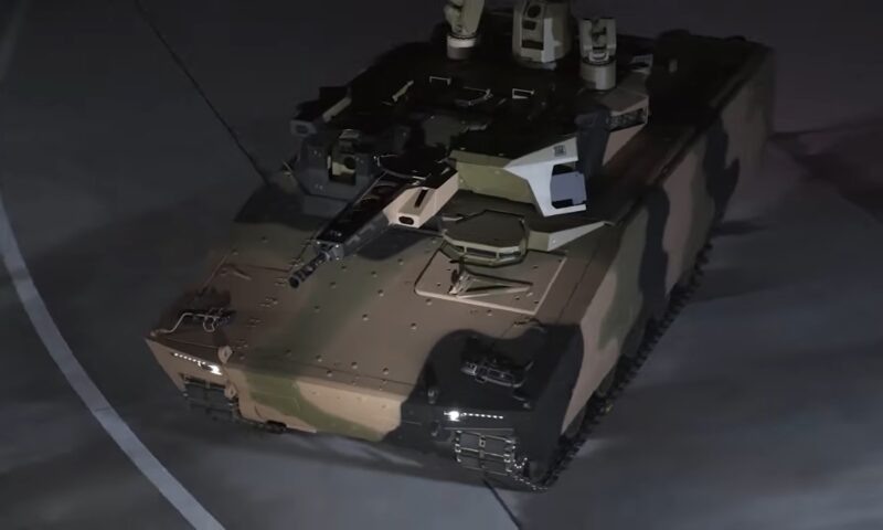 Primele transportoare Rheinmetall Lynx KF41 furnizate de Germania sosesc pe frontul din Ucraina