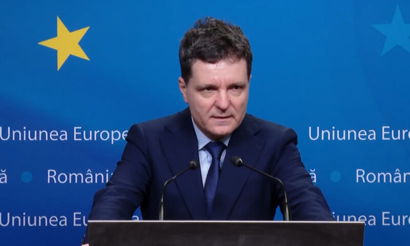 Nicușor Dan vrea să dea cu piciorul la America. Cristoiu: E un tâmpit politic!