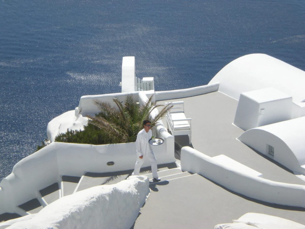 Mii de locuri de muncă vacante într-o țară din UE. Domeniile în care se caută angajați