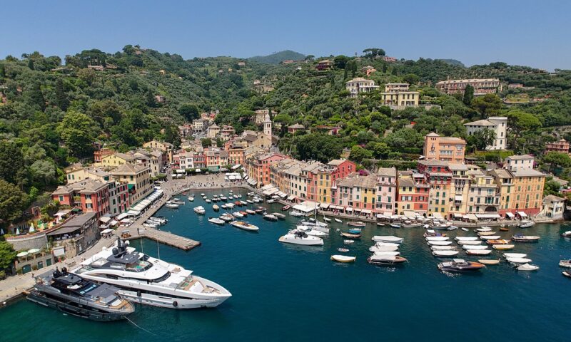 Orașul unde turiștii sunt amendați dacă se opresc prea mult pentru fotografii