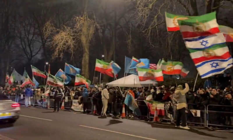 Reza Pahlavi, prințul moștenitor al Iranului în exil, apel către forțele de securitate ale țării. Proteste de amploare în Londra