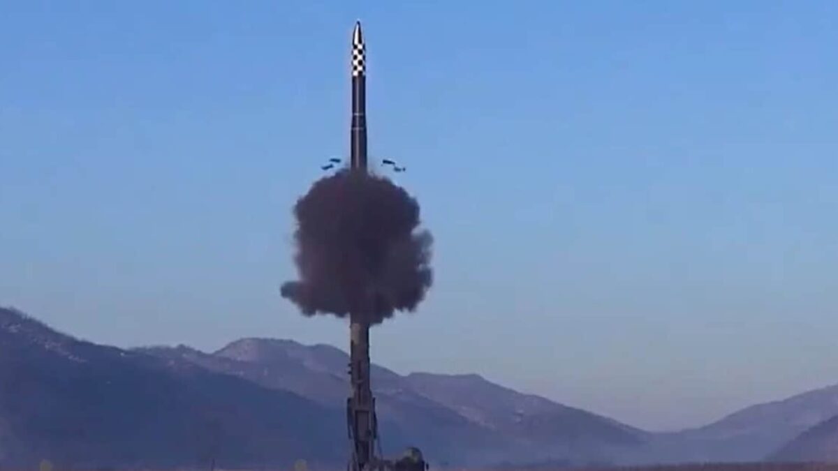 Lansări balistice din Coreea de Nord, detectate de Japonia și Coreea de Sud