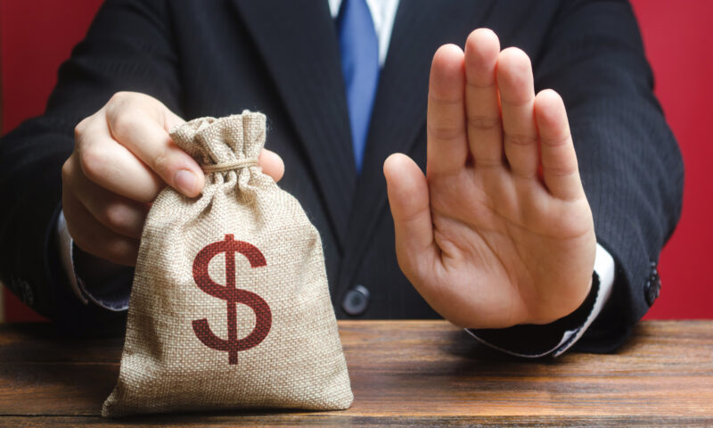 Președintele Trump taie finanțarea organizațiilor internaționale care nu servesc interesele Americii