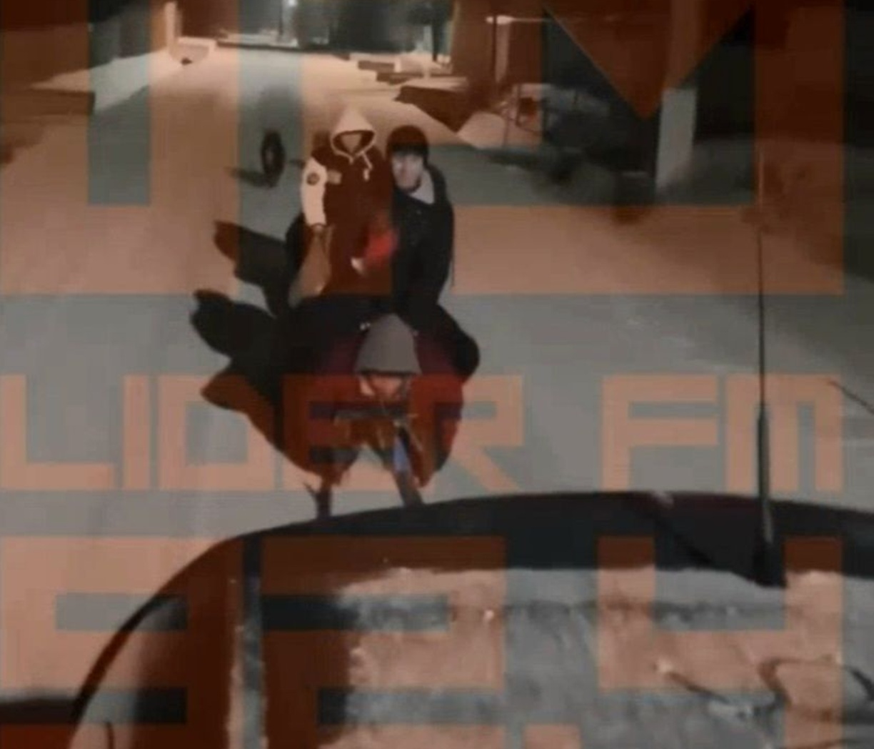 Sanie tractată de mașină