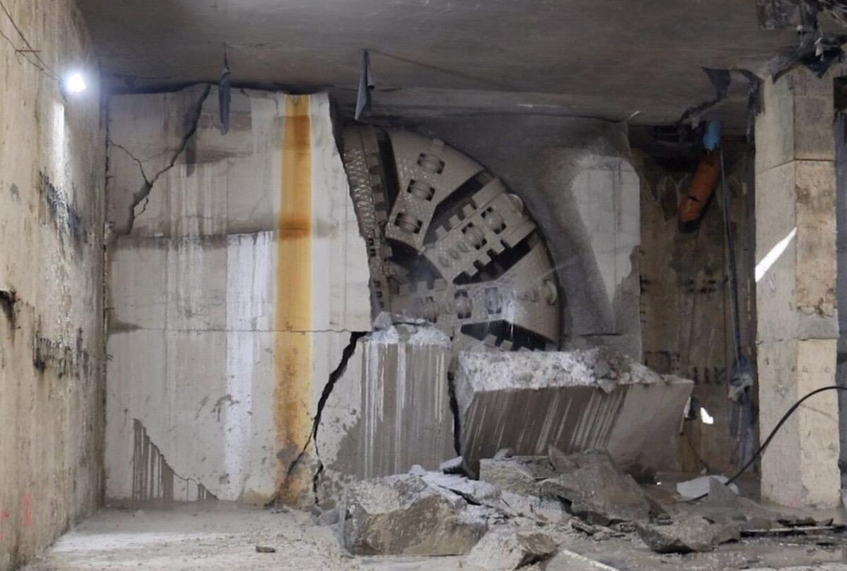 Scutul „Sfânta Maria” a ajuns la Gara Băneasa. Magistrala 6 avansează