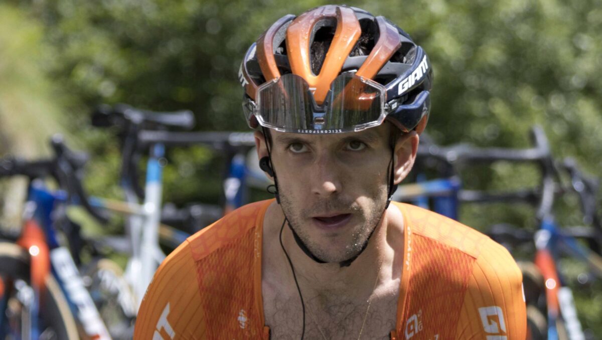 Final neașteptat pentru Simon Yates. Se retrage din ciclism la doar 33 de ani