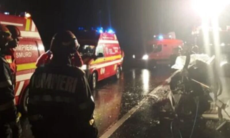 Accident mortal în județul Arad. Coliziune violentă, un mort și mai mulți răniți