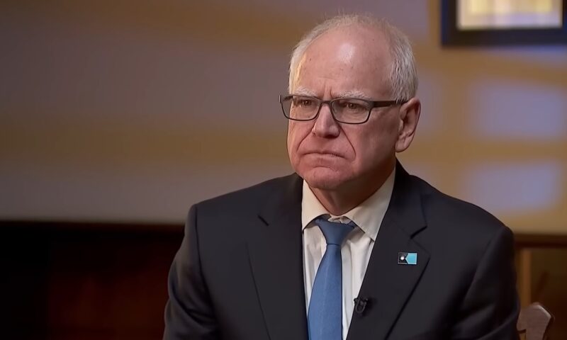 Democrații își pierd omul de bază, care a declanșat scandalul din Minnesota. Tim Walz își încheie cariera polică