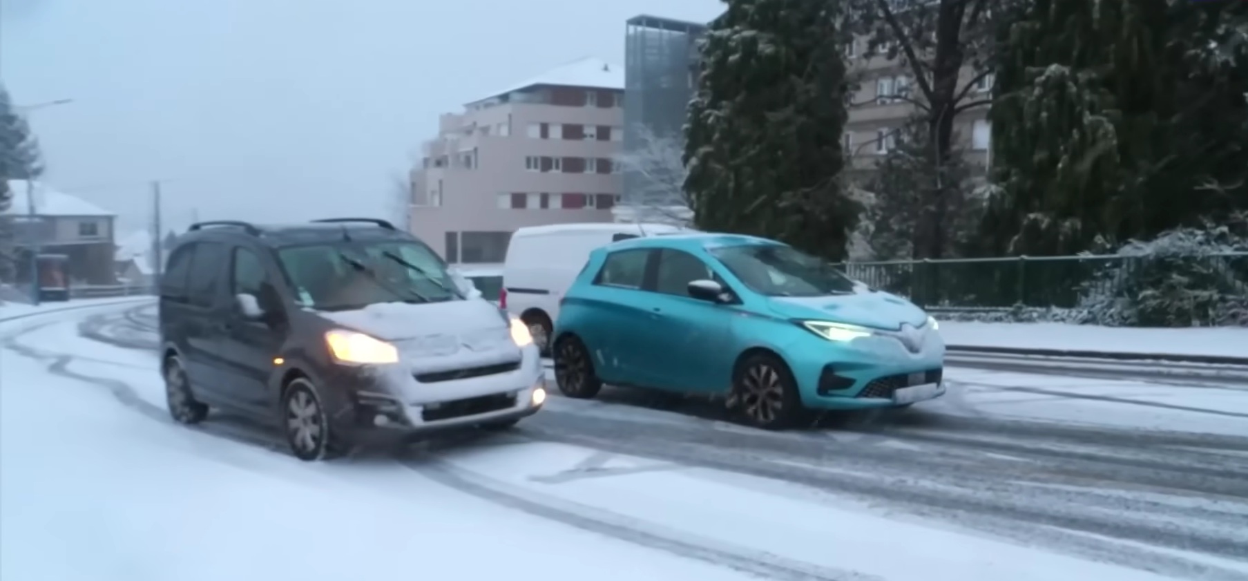 Trafic pe zăpadă în Franța