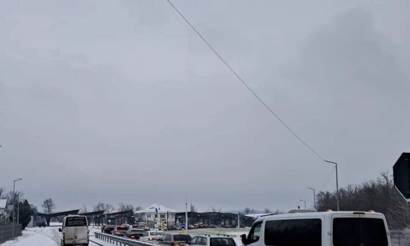 Ieșirile din Republica Moldova, aproape paralizate. Autoritățile recomandă rute alternative