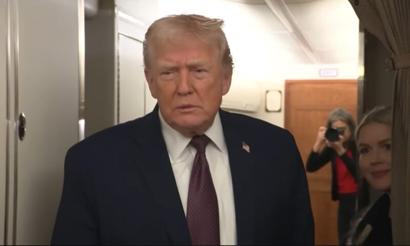 Trump despre Groenlanda: Practic, apărarea lor sunt două sănii trase de câini