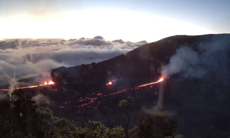 Vulcanul Piton de la Fournaise a intrat în erupție. Ultimul episod similar a avut loc în 2023