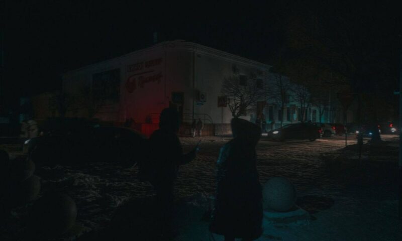 Peste 200.000 de gospodării din teritorii ucrainene ocupate de Rusia, fără electricitate după un atac militar