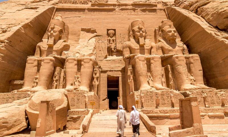 Orașul istoric care a fost mutat piatră cu piatră. Cum au fost salvate templele de la Abu Simbel din calea lacului Nasser