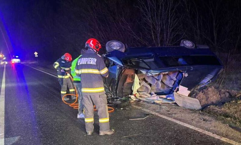 Accident în Buzău între o mașină și o autoutilitară. Două persoane au murit, traficul este oprit