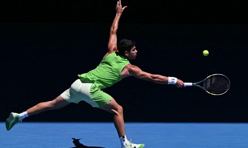 Carlos Alcaraz l-a învins pe Novak Djokovic și a cucerit primul titlu la Australian Open