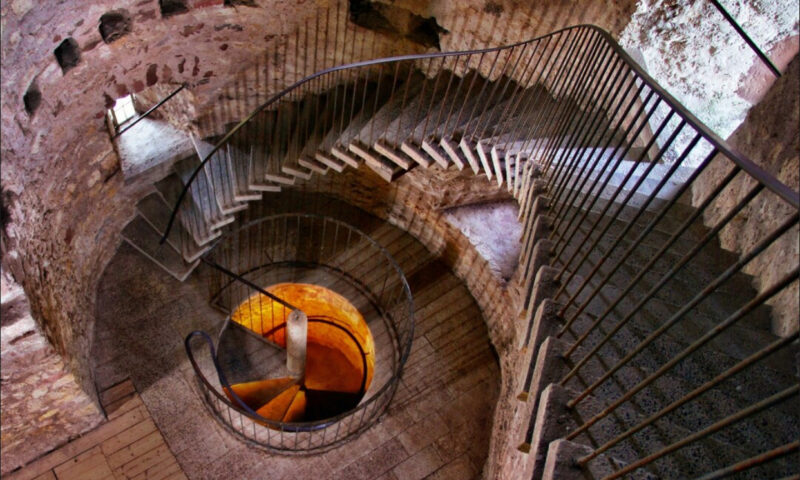 Ruinele unei bazilici antice, scoase la lumină în Italia. Clădirea ar fi fost ridicată de Vitruviu, părintele arhitecturii