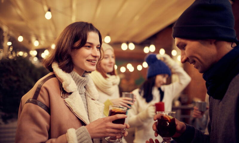 Surprize în plan social. Cinci zodii cunosc persoane importante