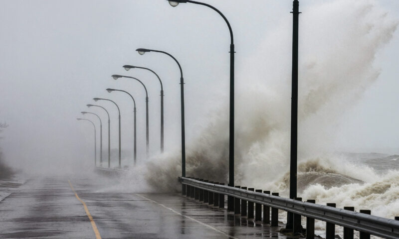 Italia, sub Cod roșu de vijelii. MAE, avertizare pentru românii care se îndreaptă spre zonele afectate