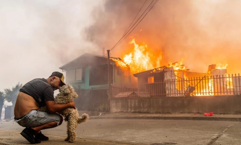 Incendii de vegetație în Chile. Mii de oameni au fost nevoiți să-și părăsească casele