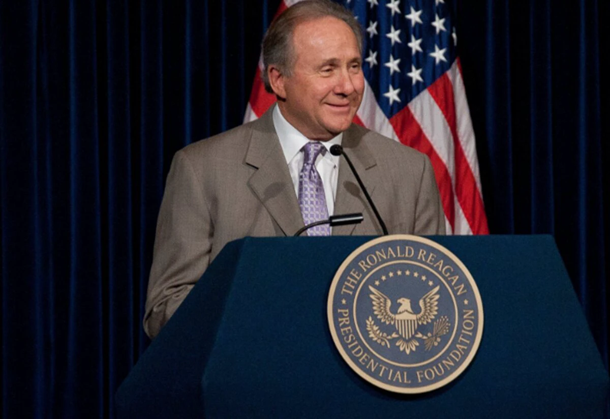 Michael Reagan, fiul fostului președinte Ronald Reagan și cunoscut comentator conservator, a murit la 80 de ani